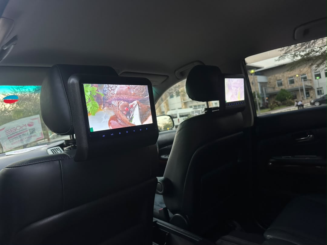 Toyota Harrier thumbnail 5